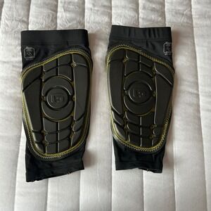 G-Form Pro-S Elite Shin Guards Black Yellow Small Soccer Protective Gear NOCSAE